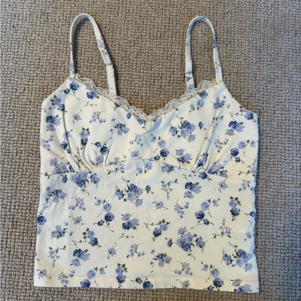 Hollister Floral Camisole with Lace Trim (Size XS)